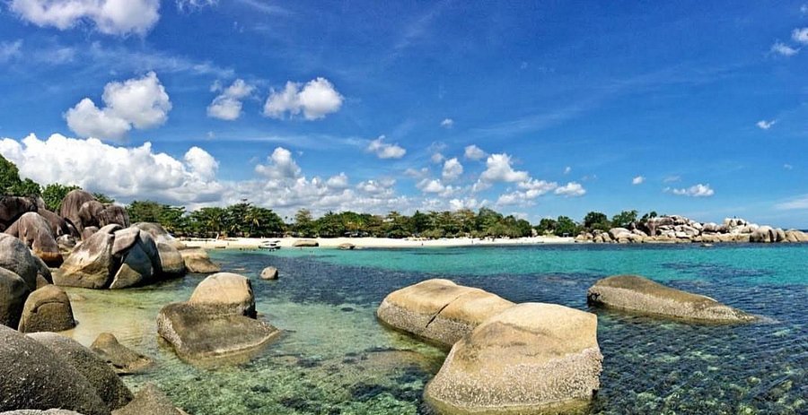 Liburan Seru ke Pantai Tanjung Tinggi Belitung, Surga Tersembunyi di Indonesia
